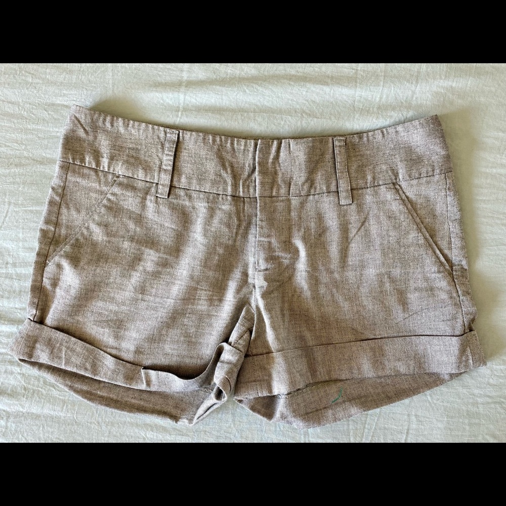Alice + Olivia Women’s Shorts Size 6